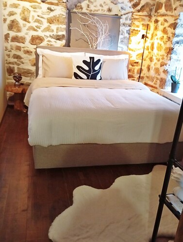 Stirida Stone House Stirida Stone House