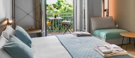 Apartment, Smoking