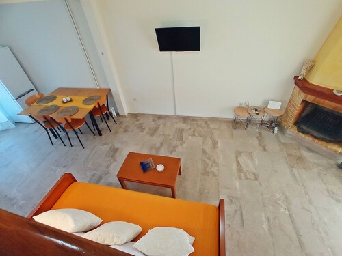 Lechaio Corinth Maisonette for 4 - A Lechaio Beach Corinth Maisonette - Building A