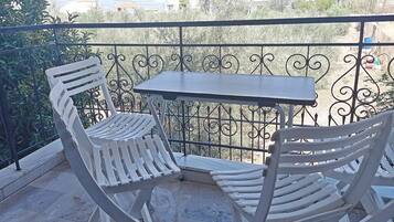 House, Smoking | 2 bedrooms