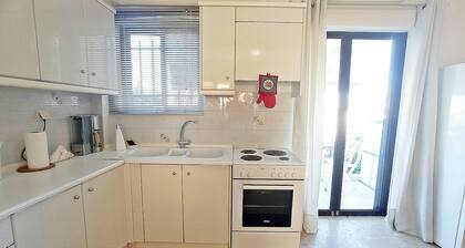 Lechaio Corinth Maisonette for 4 - A Lechaio Beach Corinth Maisonette - Building A