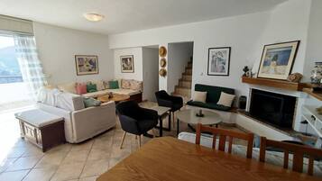 Rumah, Boleh Merokok | 3 kamar tidur