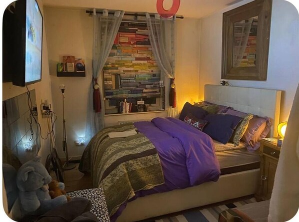 1 chambre, fer et planche à repasser, Wi-Fi, literie fournie