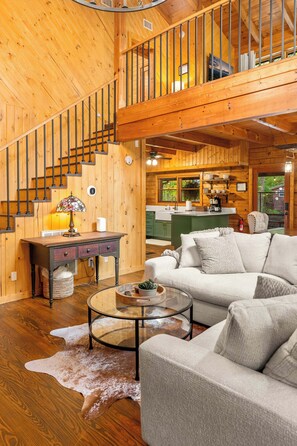 TV, fireplace, offices