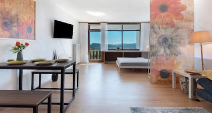 Apartment 'S22' mit Bergblick, Balkon und WLAN