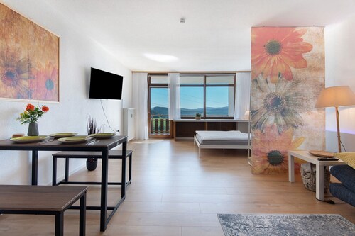 Apartment 'S22' with Mountain View, Balcony and Wi-Fi
