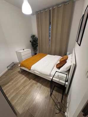 1 bedroom, iron/ironing board, WiFi, bed sheets