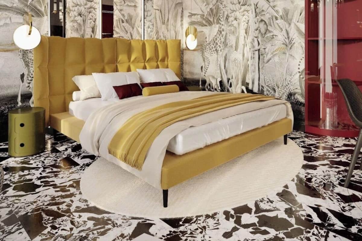Studiosvit Superior - 1 queensize-säng - balkong | Allergitestade sängkläder, individuell inredning och unika möbler