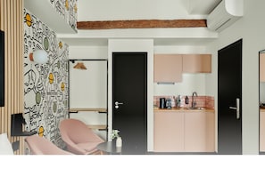 Studio 31 | Private kitchen | Microwave, stovetop, espresso maker, electric kettle