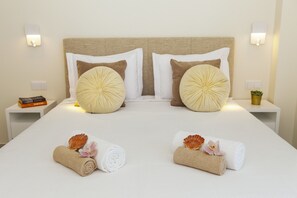 3 bedrooms, cots/infant beds, bed sheets - Villa Del Pescador (Albufeira)