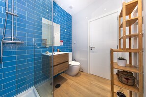 Shower, towels - Villa Harmony (Silves)