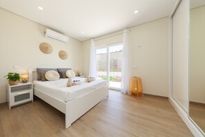 3 bedrooms, cots/infant beds, bed sheets - Villa Harmony (Silves)