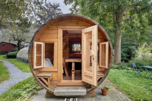 Glamping „Das Fass De Olle Uhlhoff“ mit Gemeinschaftsterrasse, Garten & WLAN