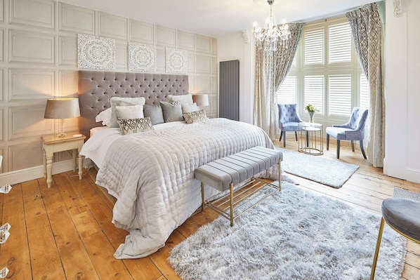 1 chambre, décoration personnalisée, ameublement personnalisé