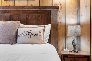 1 Schlafzimmer, Bügeleisen/Bügelbrett, Reisekinderbett, WLAN