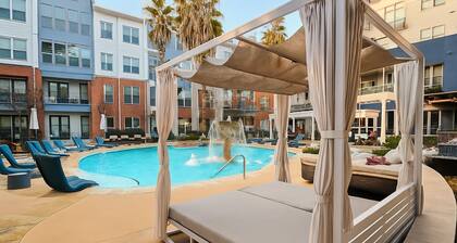 Estancia de Lujo en Galleria con Alberca. A solo 3 minutos del Galleria Mall.