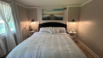 4 bedrooms, WiFi, bed sheets