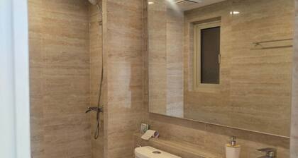 Spacious 1BHK Hiranandani Estate