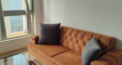 Spacious 1BHK Hiranandani Estate