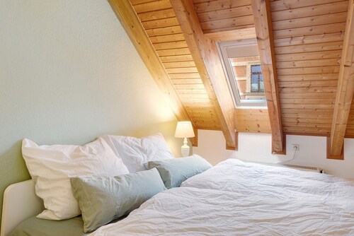 Apartment 'Kastanie', mit Balkon (Gartenblick) und WLAN