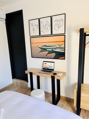 Bügeleisen/Bügelbrett, WLAN, Bettwäsche