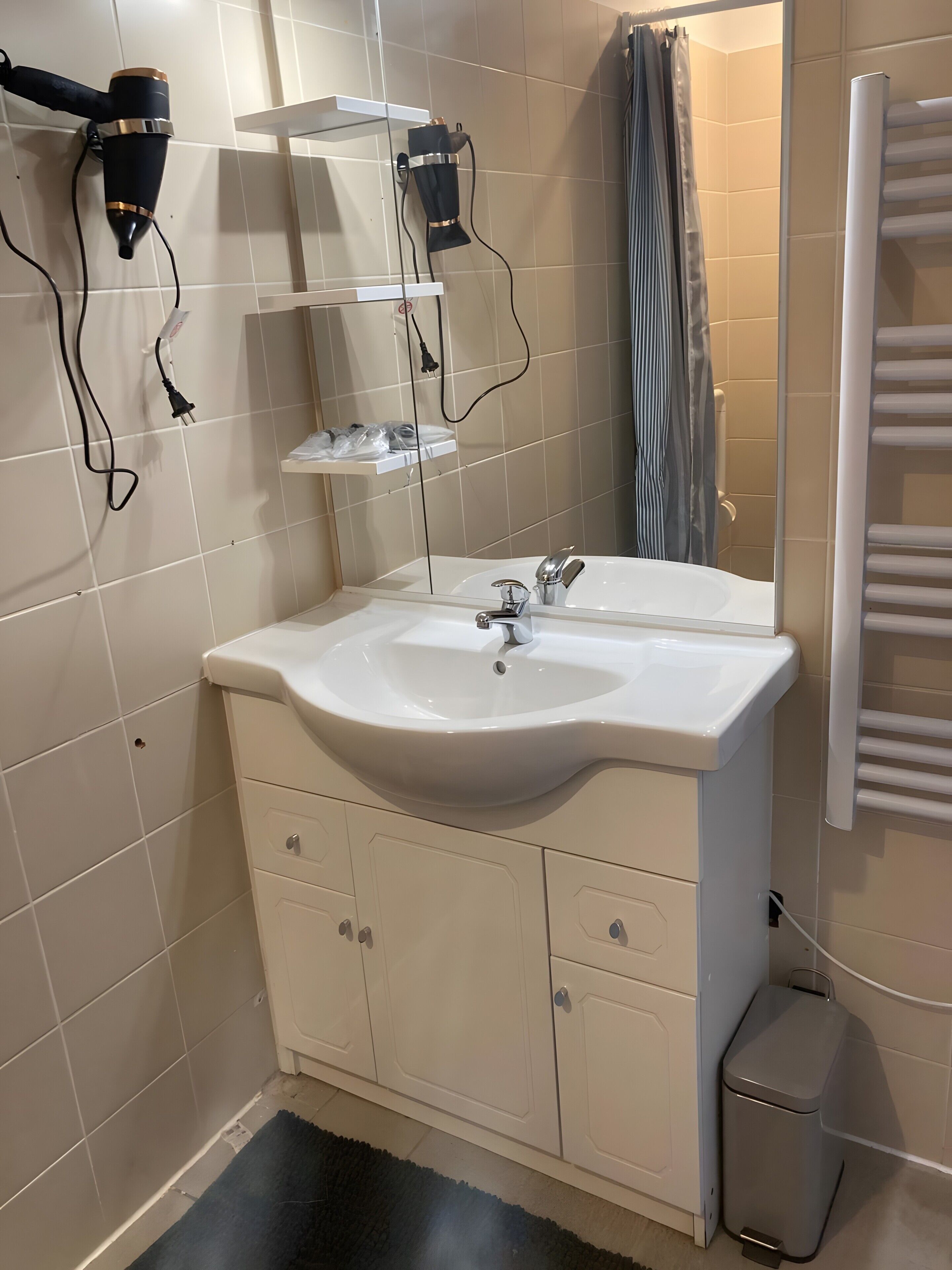 Doccia, asciugacapelli