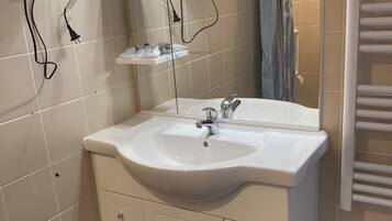 Doccia, asciugacapelli