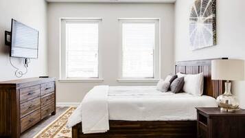 2 chambres, fer et planche à repasser, Wi-Fi, draps fournis