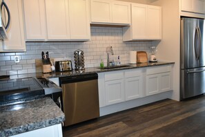 Microwave, oven, stovetop, dishwasher