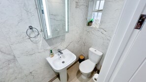 Haartrockner, Handtücher