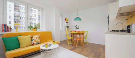 Televisión, oficina