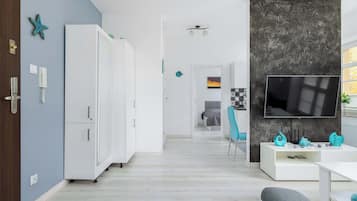 2 Schlafzimmer, Schreibtisch, Bügeleisen/Bügelbrett, WLAN