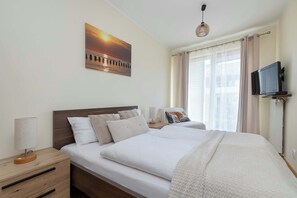 1 bedroom, iron/ironing board, travel crib, WiFi