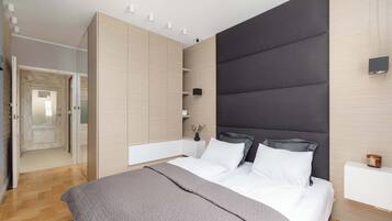 1 camera, ferro/asse da stiro, culla da viaggio, Wi-Fi