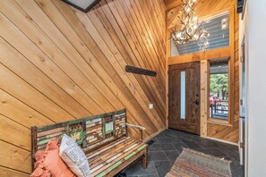 Interior - Ridgepoint Retreat – Mountain Escape for 8 w/ Resort Amenities (Beaver Creek)