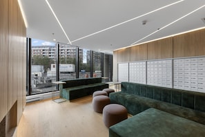 Interior - Stylish Studio on the 24th Floor in Griffintown City 5 mins from downtown (Montréal)
