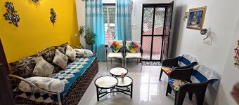 Luxurious 9-bedroom villa with fitness room, WiFi in fabulous Ujjain mahakaal.