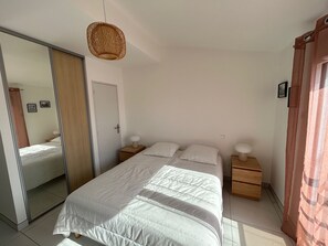 1 bedroom, free WiFi - Modern apartment 40m², air conditioning, parking, close to the beach (Argelès-sur-Mer)