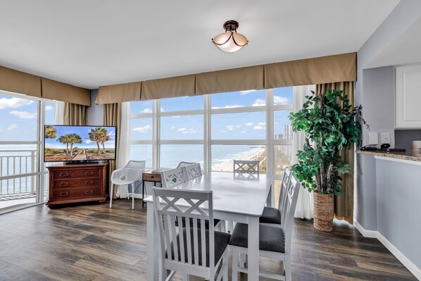 Signature Condo, 2 Bedrooms, Balcony, Beach View | In-room dining