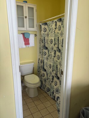 Towels, toilet paper