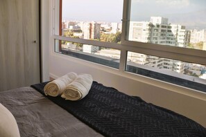 1 habitación, tabla de planchar con plancha, wifi y ropa de cama