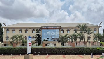 Fachada da propriedade
