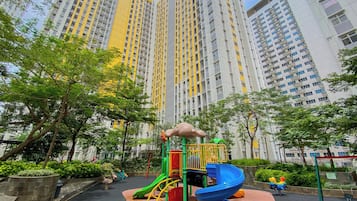 室外兒童遊樂區