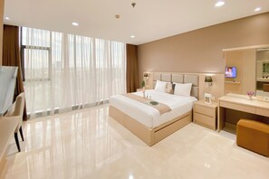 Standard Apartment - Spacious And Comfy 1Br At L'Avenue Pancoran Apartment (Jakarta)