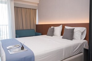 Standard Studio - Relaxing Studio At Apartment Parkland Avenue (South Tangerang)