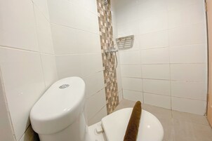 Standard Apartment | Bathroom