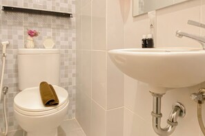 標準開放式客房 | 浴室