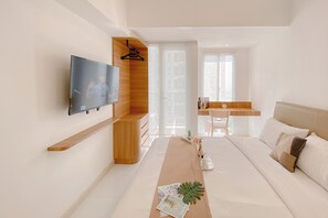 Interior - Best Studio Room At Tokyo Riverside Pik 2 Apartment (Teluknaga)