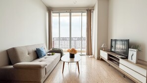 Standard Apartment | Living room