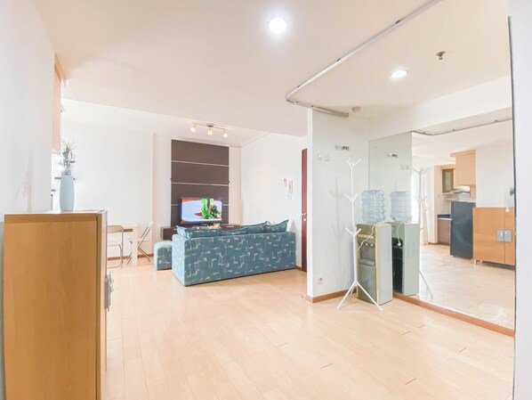 Interior - Spacious And Cozy 2Br With Extra Room At Marina Ancol Apartment (Jakarta)